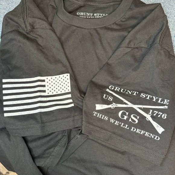 Grunt Style - THIS WE’ll DEFEND - US 1776 - MENS L - AMERICAN FLAG - Patriotic - Picture 3 of 3